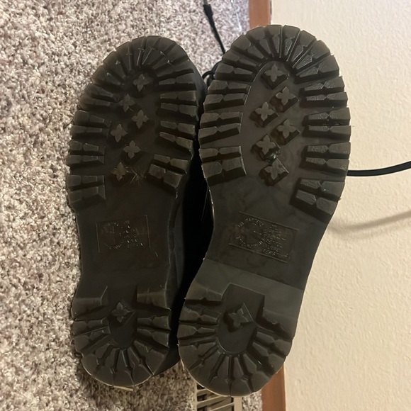 Women’s 7 Doc Martens 1460 Max, Barely worn - Picture 6 of 6